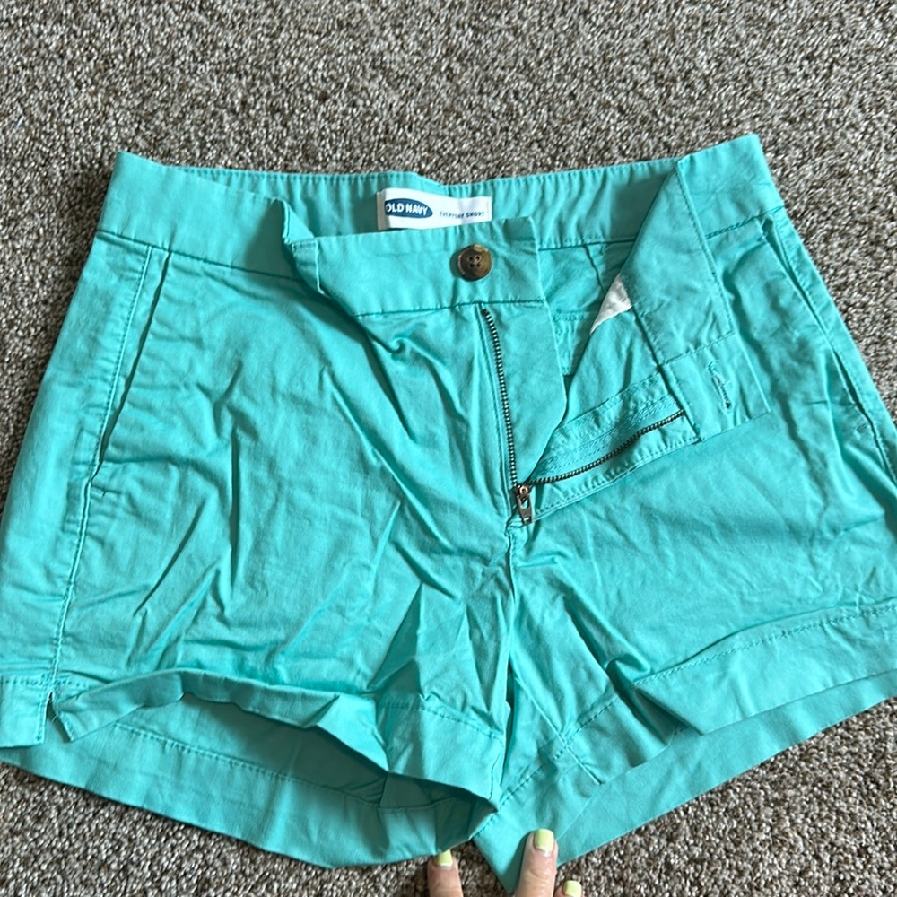 Old Navy Everyday Shorts size 4